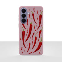Samsung Galaxy S26 Plus deksel Sterk pepper med røde chilipepper på rosa bakgrunn på hvit bakgrunn.
