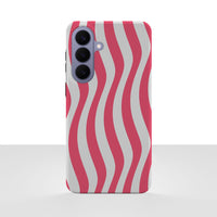 Samsung Galaxy S26 Plus deksel Rosaflow med rosa og grå bølgemønster på hvit bakgrunn.