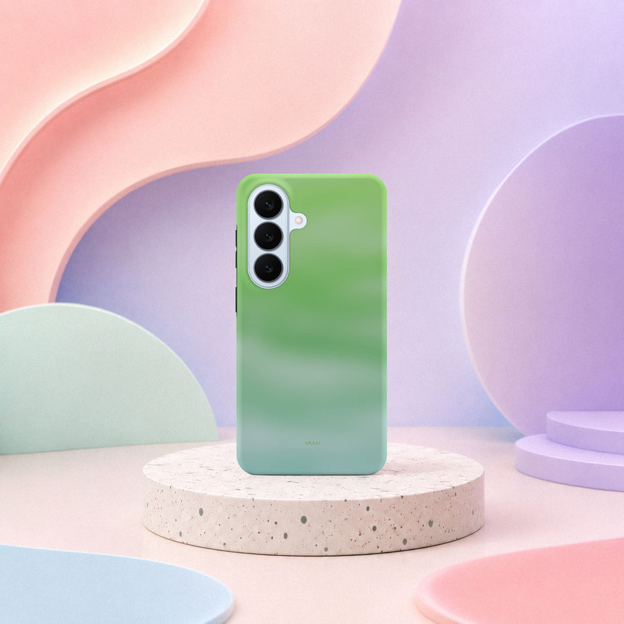 Samsung Galaxy S26-deksel Myntedis med en kjølig gradient i mintgrønne og blå toner i lyst interiør