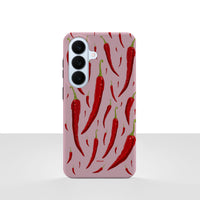 Samsung Galaxy S26 deksel Sterk pepper med røde chilipepper på rosa bakgrunn på hvit bakgrunn.