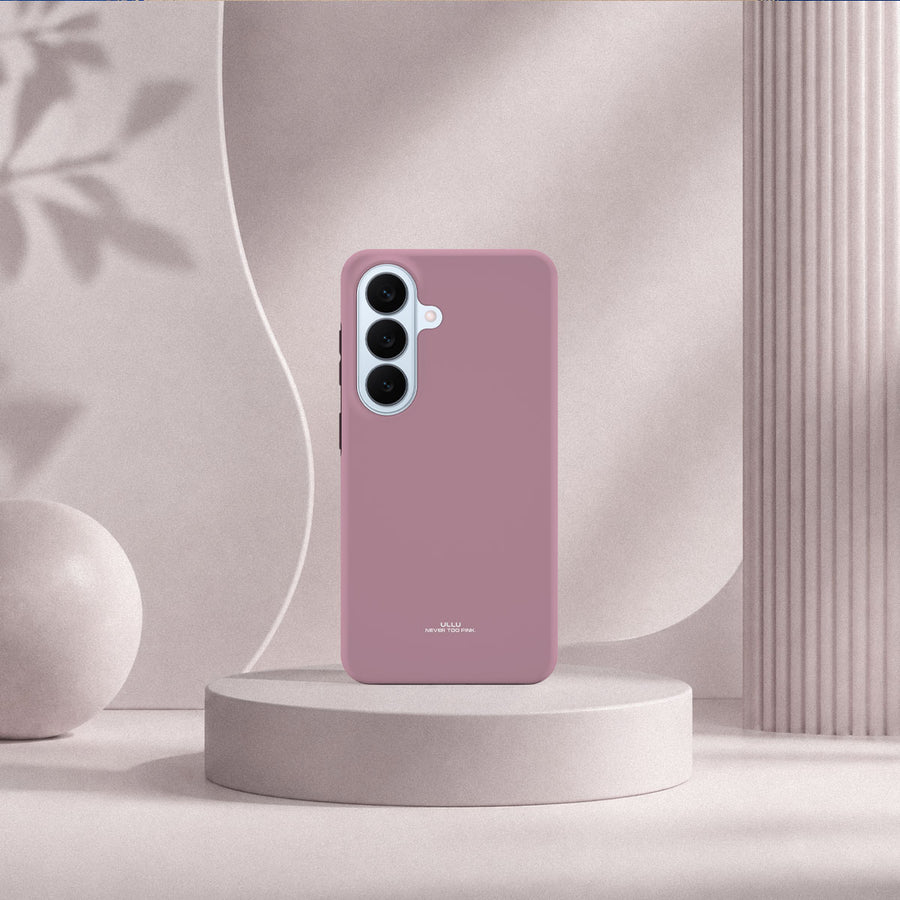 Samsung Galaxy S26-deksel Never too PINK med en ren, dempet rosatone i lyst interiør
