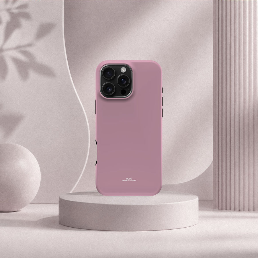 iPhone 16 Pro Max-deksel Never too PINK med en ren, dempet rosatone i lyst interiør