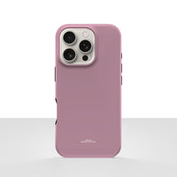 iPhone 16 Pro-deksel Never too PINK med en ren, dempet rosatone, vist bakfra