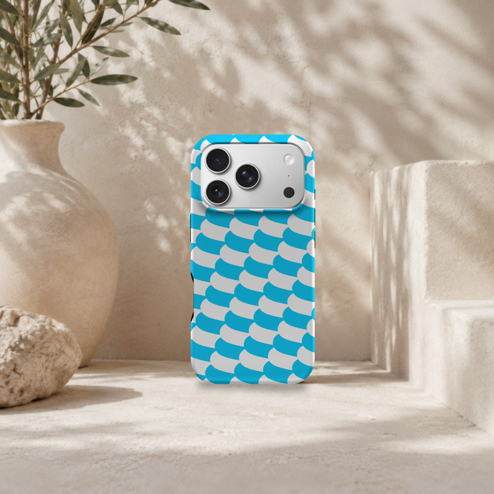 iPhone 17 Pro deksel Himmelbølge med turkis og hvitt bølgemønster i lyst skandinavisk interiør