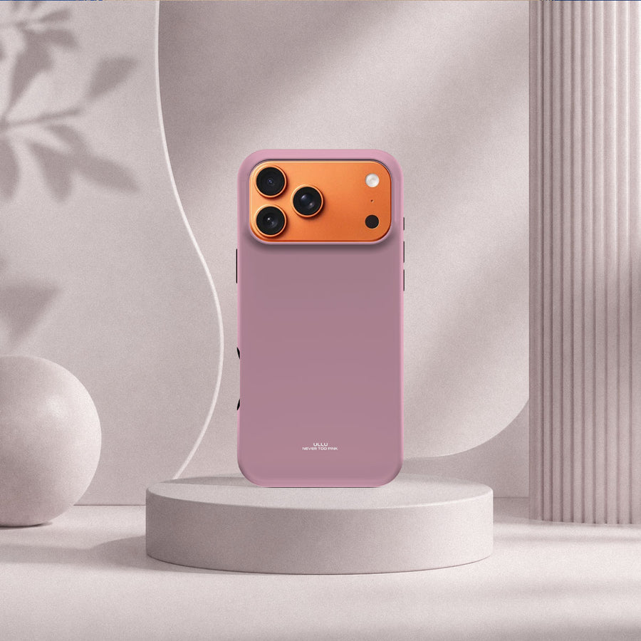 iPhone 17 Pro Max-deksel Never too PINK med en ren, dempet rosatone i lyst interiør