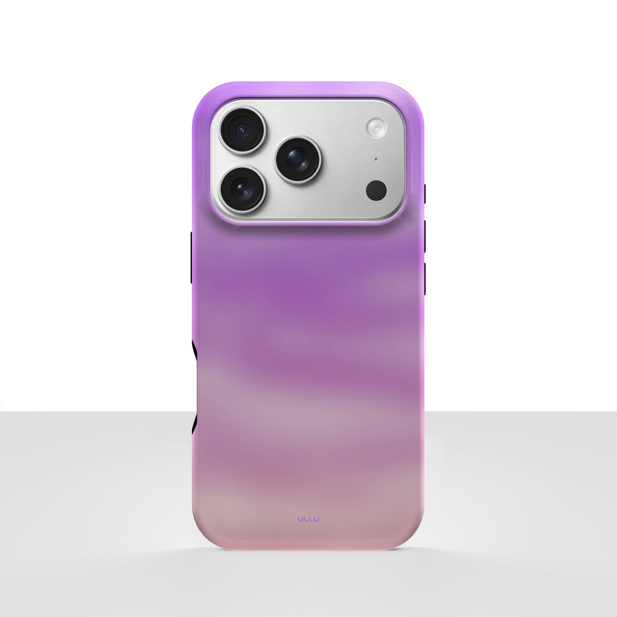 iPhone 17 Pro deksel Lilladis med lilla og rosa gradient på lys bakgrunn