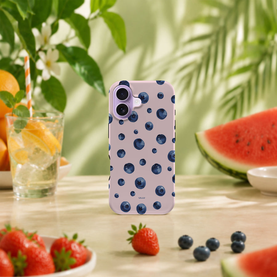 iPhone 17 deksel Saftige blåbær med blåbær i tropisk sommermiljø med frukt og grønne planter